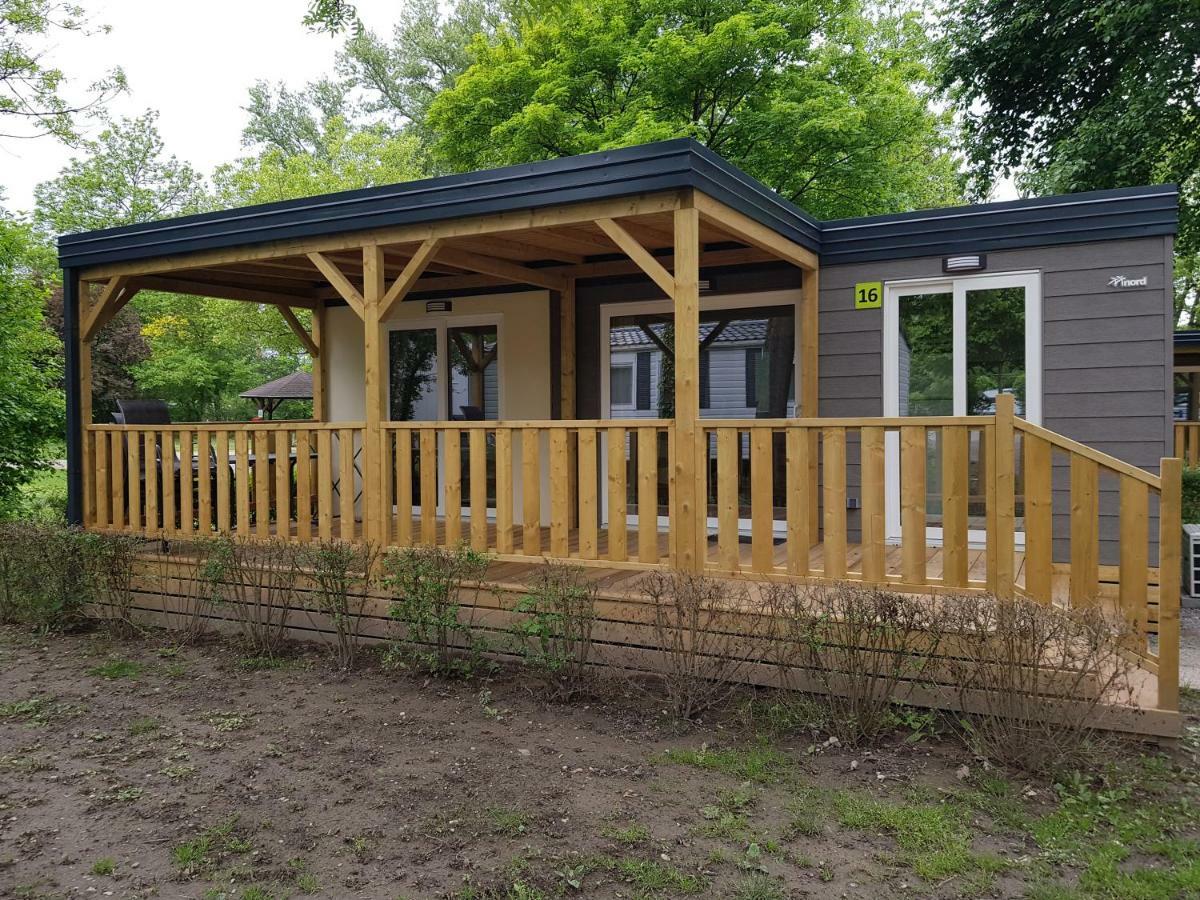 Donaupark Camping Tulln Tulln An Der Donau Exterior photo